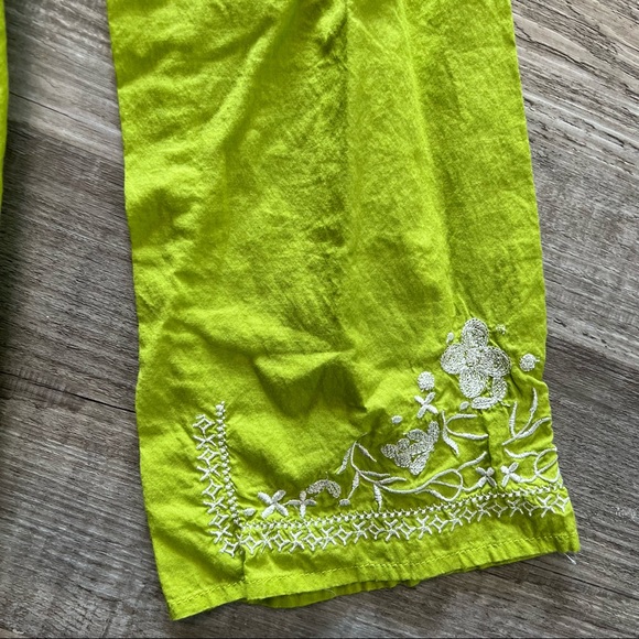 Banana Republic embroidered top Medium - Picture 7 of 10